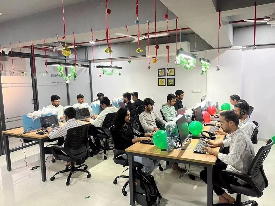 Image trail visual 9